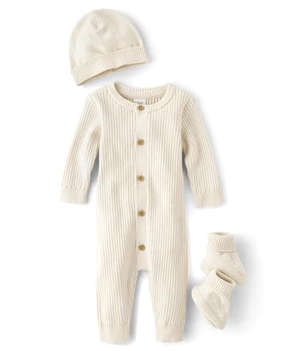 Gymboree,One Piece Body Suit Hat and Socks 3-Piece Newborn Set,Heather Vanilla,0-3 Months