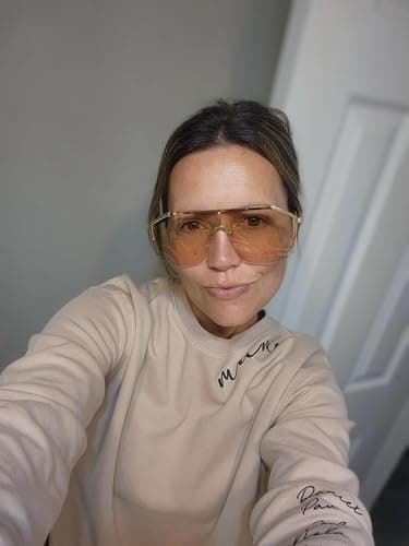 FEISEDY Classic Siamese One Piece Oversized Sunglasses Nice Rimless Stylish Retro Design for Women Men B2634 view 3