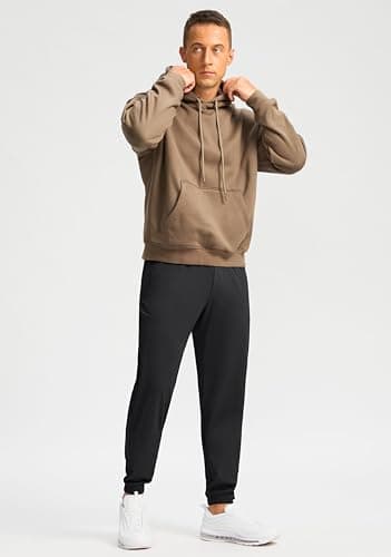Soothfeel Men's Joggers with Zipper Pockets Golf Joggers view 3