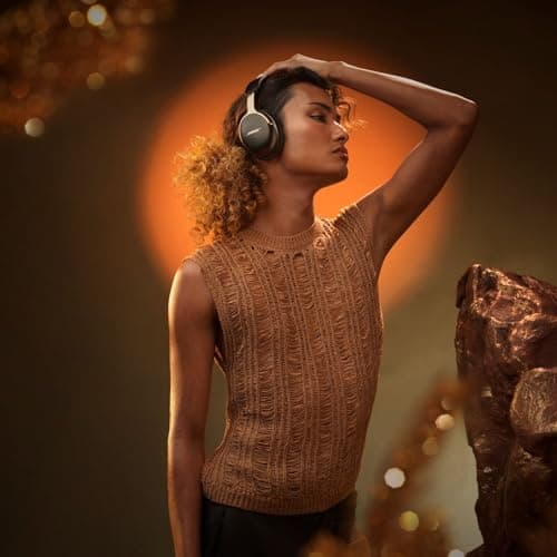 Bose QuietComfort Ultra Bluetooth Headphones (2nd Gen), Wireless Headphones with Spatial Audio, Over Ear Noise Cancelling with Mic, Up to 30 Hours of Play time, Desert Gold - Limited Edition Color view 3