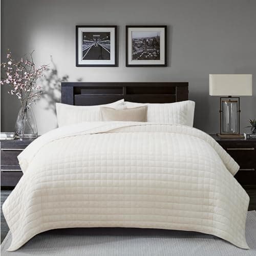 RECYCO Luxury Velvet Quilt Set King Size, Lightweight Velvet Comforter Set, Oversized Bedspread Coverlet Quilted Bedding Set, with 2 Matching Pillow Shams, for All Season, Cream White view 1