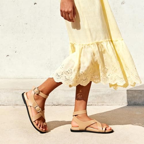 DREAM PAIRS Womens Strappy Sandals Flat Thong Comfortable Footbed Platform Summer Fashion Vocation Shoes view 3