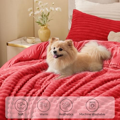 BEDELITE Fleece Queen Comforter Set -Super Soft & Warm Fluffy Red Bedding, Luxury Fuzzy Heavy Bed Set for Winter with 2 Pillow Cases view 4