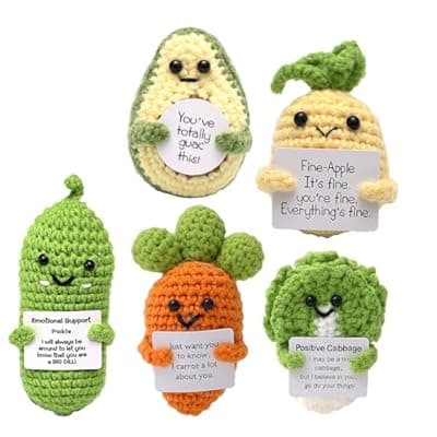 Fumonebuty 5PCS Handmade Emotional Support Crochet Gift ，Encouragement Support Vegetables and Fruits Knitted Dolls with Positive Card Cute Positive Crochet Animals Cheer Up Gift for Friends