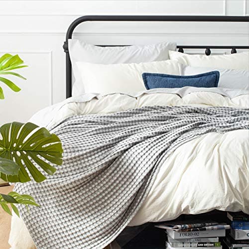 Bedsure Cooling Cotton Waffle King Size Blanket - Lightweight Breathable Blanket of Rayon Derived from Bamboo for Hot Sleepers, Luxury Throws for Bed, Couch and Sofa, Grey, 104x90 Inches view 5