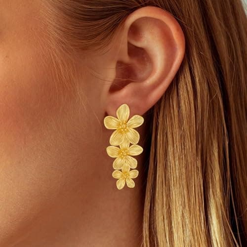 XIUQILAI 14K Gold Plated Heart Earrings for Women, Heart/Flower/Bow/Pearl Earrings Drop Stud Huggie Hoop Earring Hypoallergenic Earrings Christmas Earrings Festival Party Jewelry Gifts for Women view 3