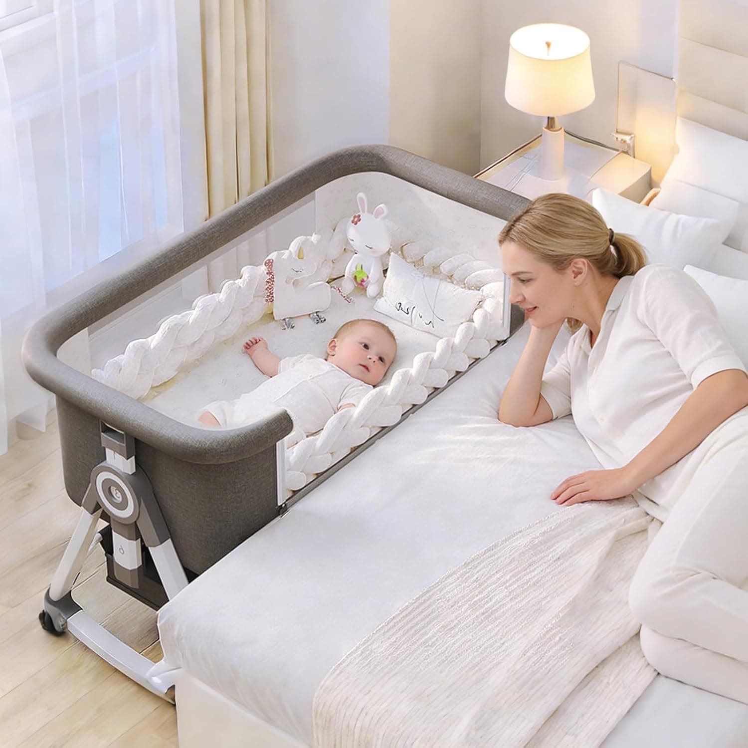 NAWAHEV Baby Bassinet
